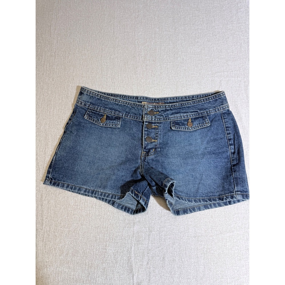 Y2K LEI Vintage Denim Shorts Medium Wash Button Fly Low Rise Blue Size 11